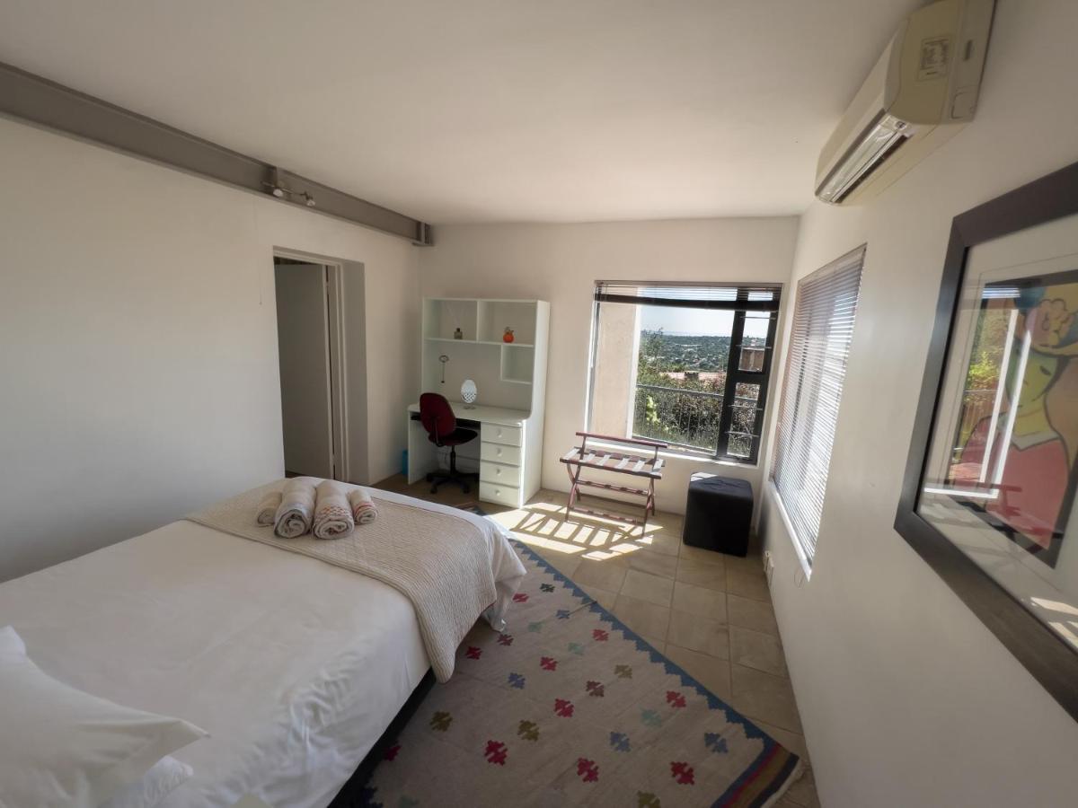 Orangerie Guest House Johannesburg Esterno foto