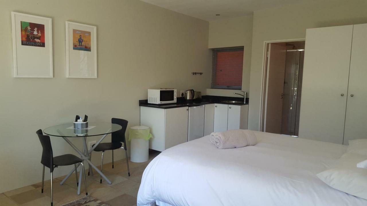 Orangerie Guest House Johannesburg Esterno foto